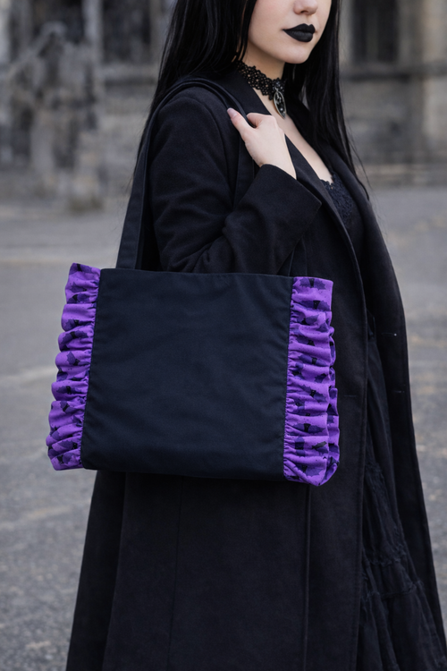 Bat Ruffle Bag – ručně šitá taška s volány