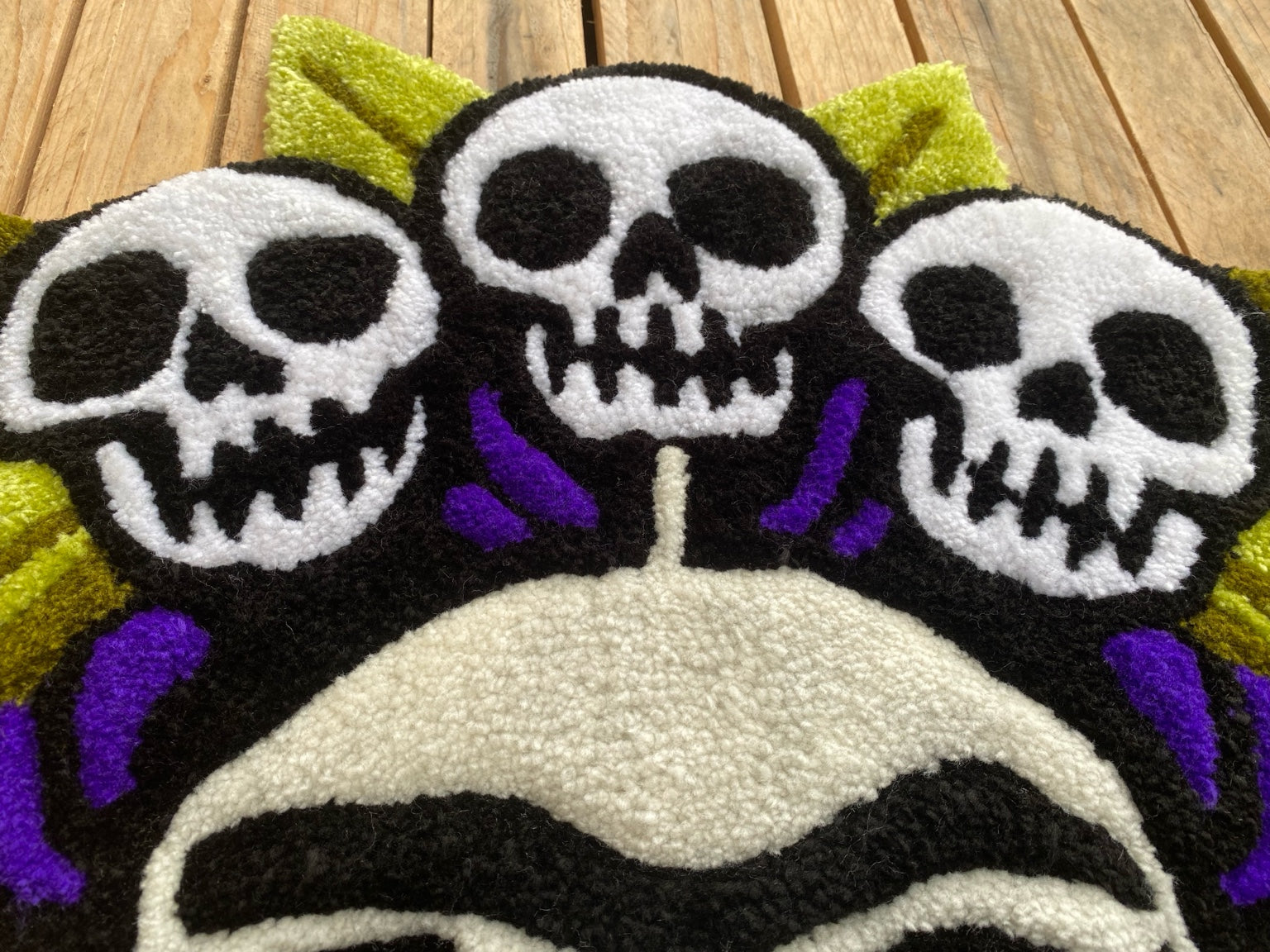 Skull Frida – ručně tuftovaný kobereček