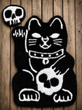 Gothic Lucky Cat tuftovaný koberec + mini lebka