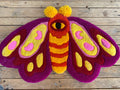 Sunset Moth – ručně tuftovaný kobereček