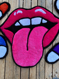 Lips & Pills – ručně tuftovaný kobereček