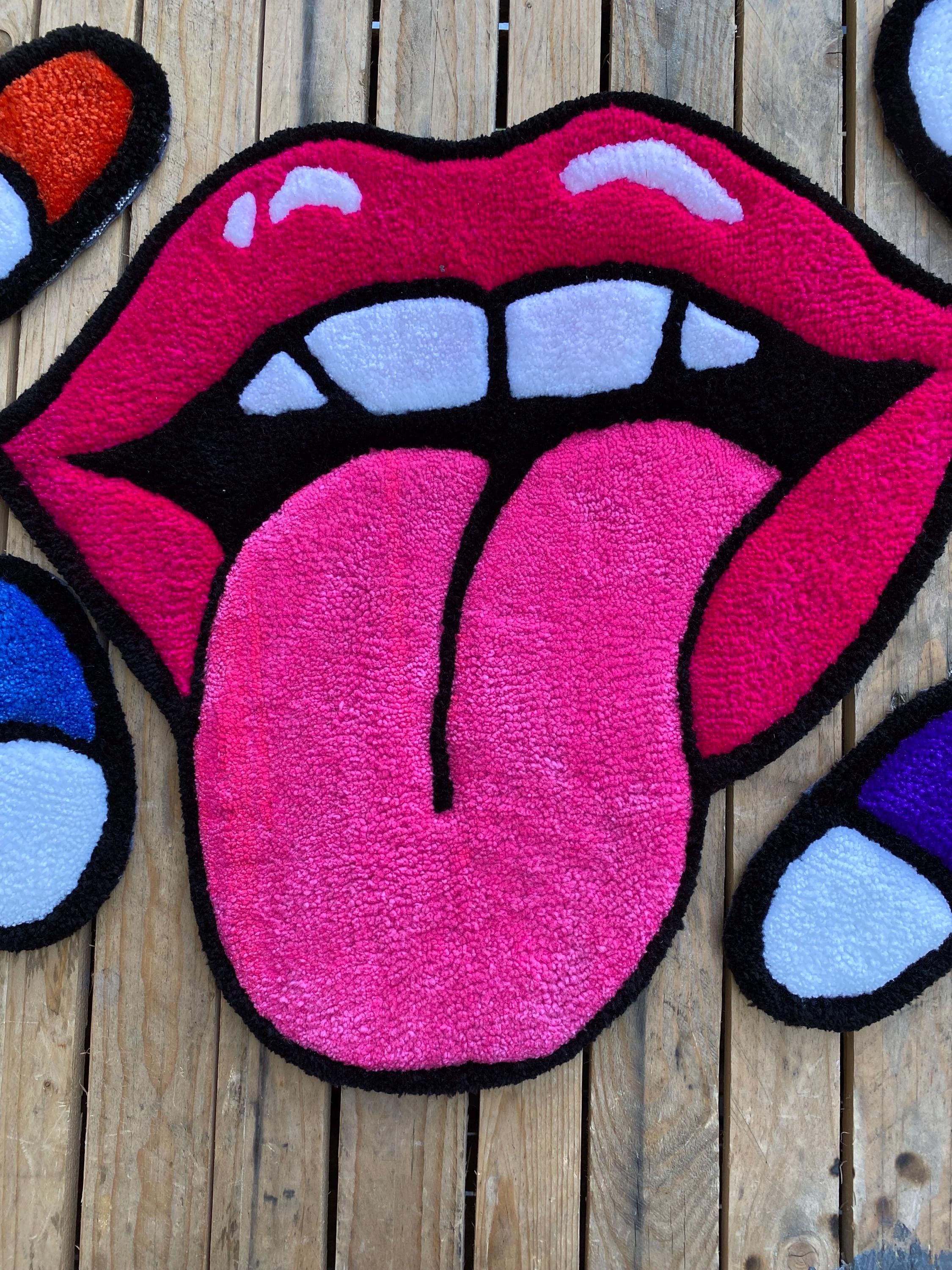 Lips & Pills – ručně tuftovaný kobereček